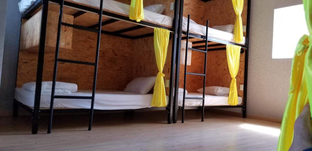White House Hostel Nha Trang Eksteriør billede